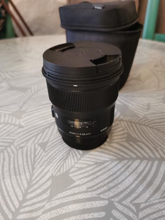 (baisse de prix) Objectif Sigma 24mm F1. 4 art canon