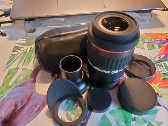 Oculaire Hyperion 36 mm 72° 2 pouces et 1.25pouces