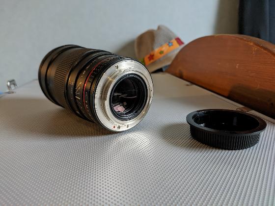 Samyang 135 monture Canon