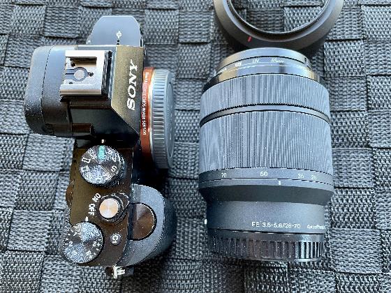 Ensemble complet astrophoto Sony A7S impeccable + 135mm f/2 + 28-70mm + accessoires