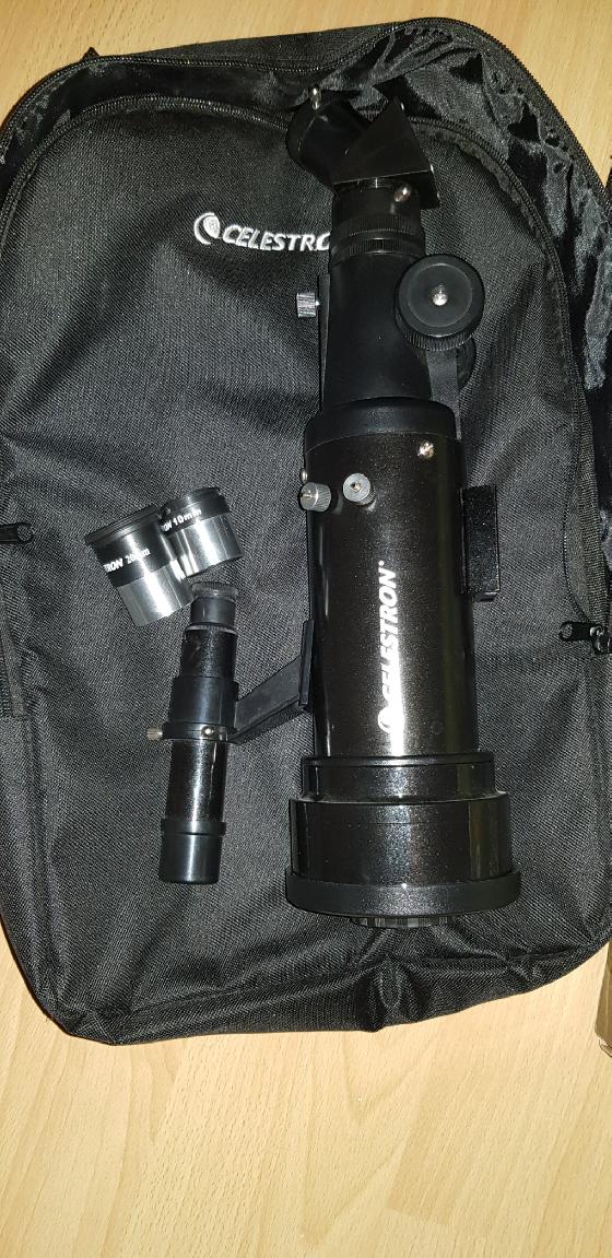 Lunette d'astronomie celestron 70/400 