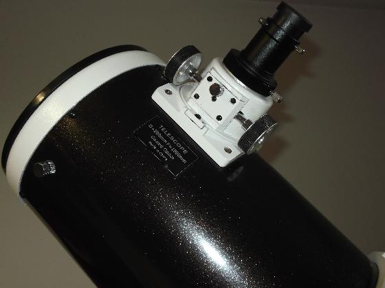 Newton Skywatcher 200/1000 motorisé RA et DEC