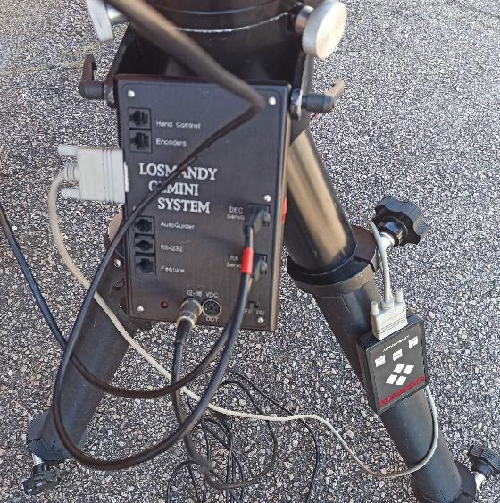 Monture équatoriale Losmandy G11 avec différents accessoires pour 4000 euros à débattre (valeur neuve de l'ensemble : 6544 euros) 