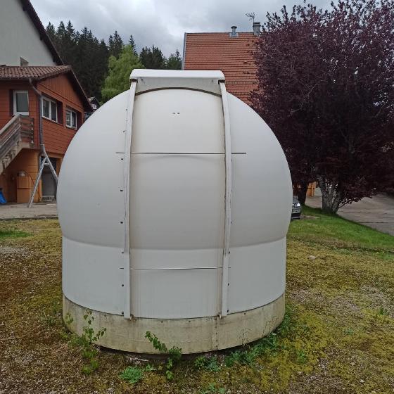 Coupole d'observatoire astronomique Enaco de 2,4m (prix à débattre)
