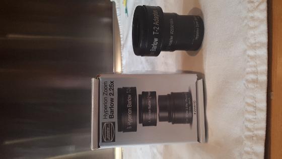 Oculaire Zoom Hyperion 8-24mm + Barlow 2.25