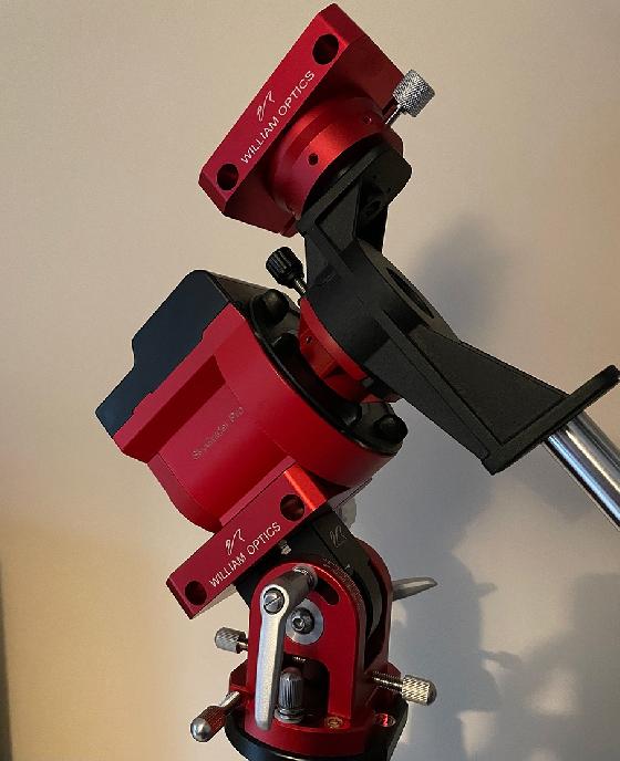 Monture ioptron skyguider pro version ipolar + Base et accessoires William Optics
