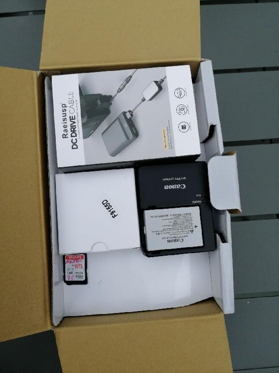  Canon 550D défiltré partiel +  accessoires