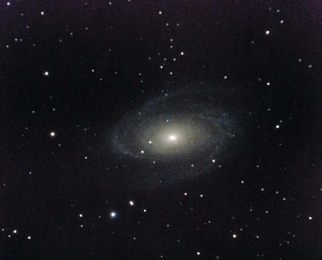 M81 au Mak127