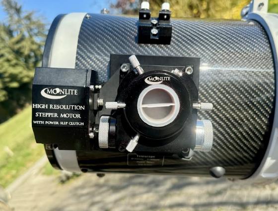 Télescope et monture Skywatcher - AZ-EQ6 SynScan GoTo et N200/800 Quattro 8C Carbon (réduction du prix)