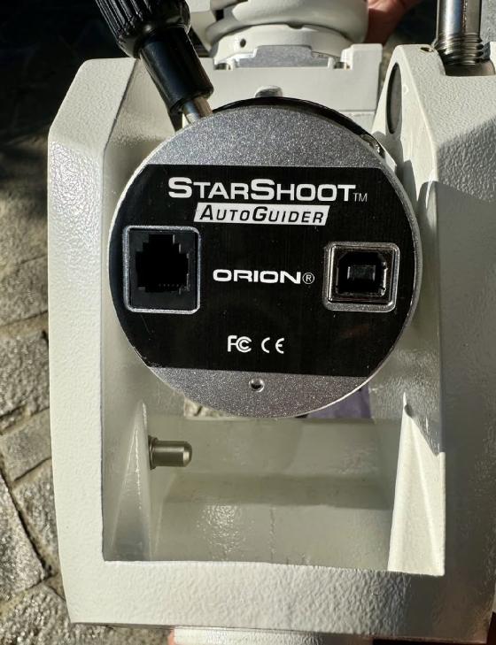 Télescope et monture Skywatcher - AZ-EQ6 SynScan GoTo et N200/800 Quattro 8C Carbon (réduction du prix)