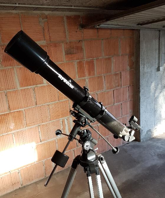Lunette Skywatcher AC 90/900 EvoStar EQ-2