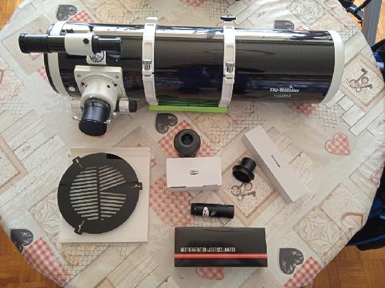Télescope Sky-Watcher 150/750 et accessoires