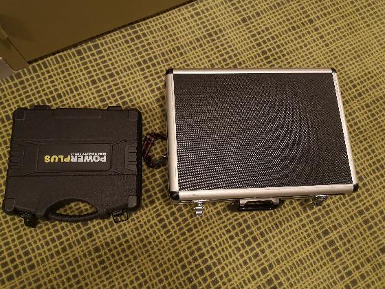 Oculaire 28mm SW, Barlow 5x, Bagues Canon, Cheshire, Laser de collimation, tube allonge 2', valises