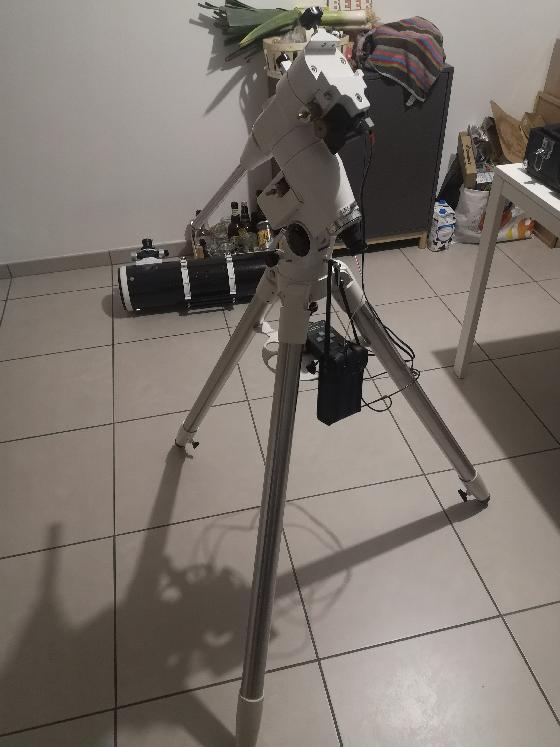 Grosse vente de matériel varié : Newton 150/750, monture NEQ-5 motorisée, APN défiltré, oculaires, barlow, filtres, Bahtinov, Cheshire, etc...