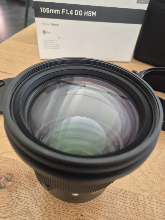 Sigma 105 1.4 Canon EF