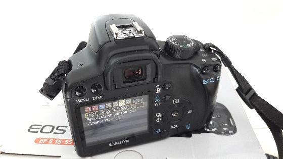 Vends Canon 1000D défiltré partiel/objectif 50mm