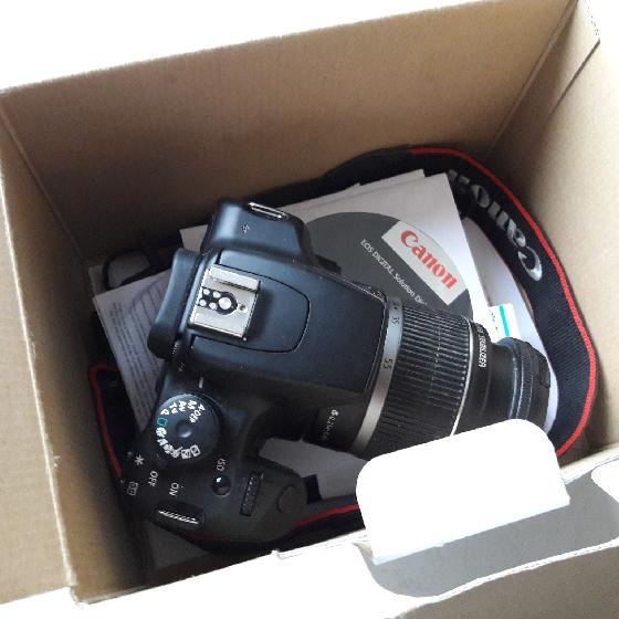 Canon 1000D défiltré partiel + objectif 18/55mm