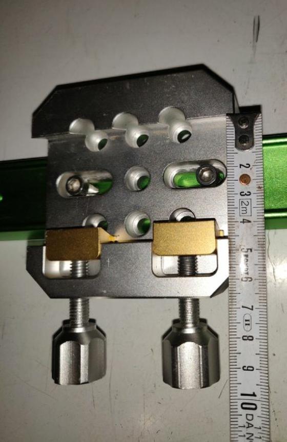 Queue d'aronde et platine Vixen 