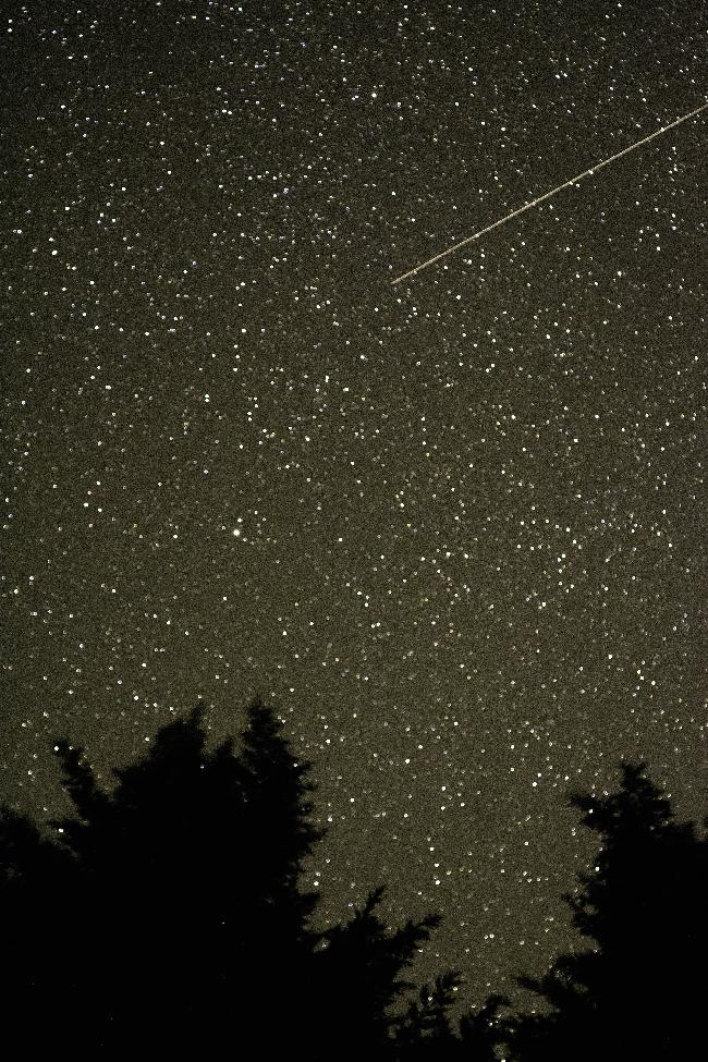 Une étoile filante vers Polaris