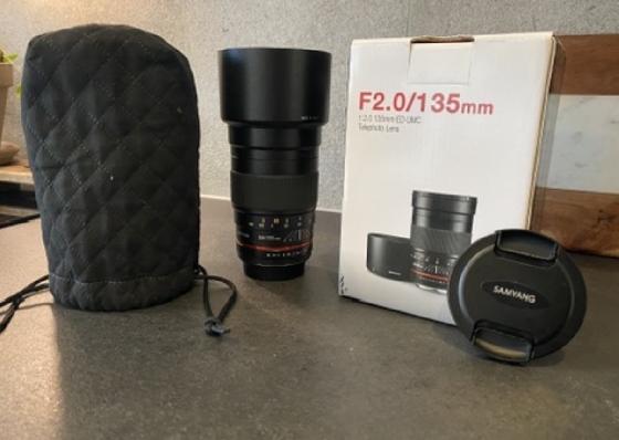 Samyang 135 + support monture et eaf