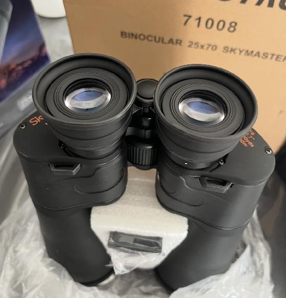 CELESTRON 25x70 