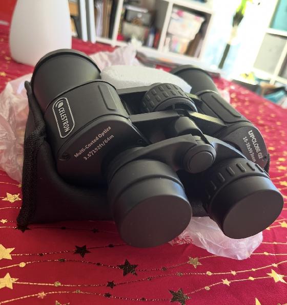 Jumelles Zoom Celestron UpClose 10-30x50