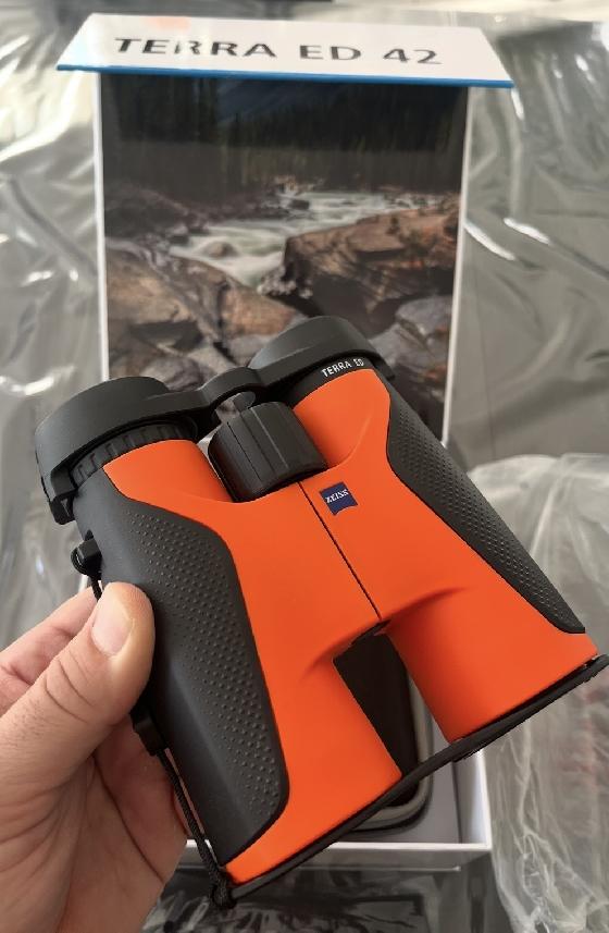 ZEISS TERRA ED 10x42