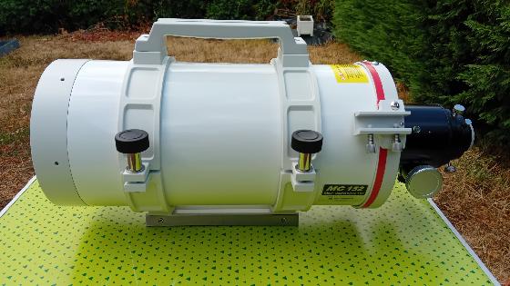 tube optique Maksutov Bresser 152/2250 mm