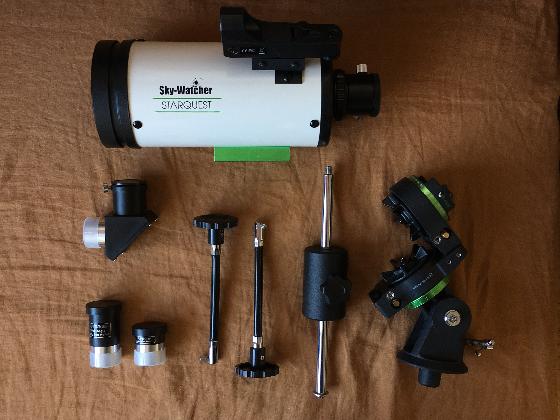 Télescope Maksutov Sky-Watcher 90/1250 (avec accessoires en option)