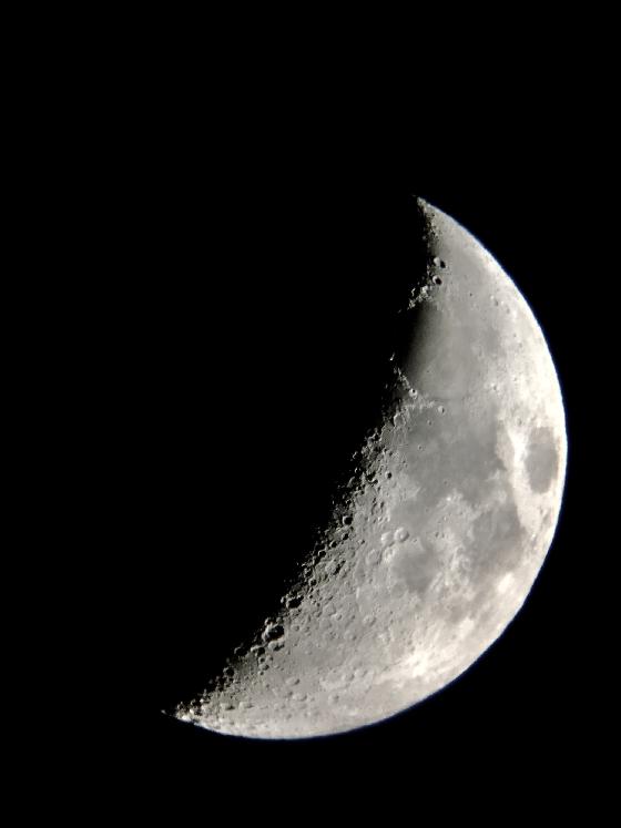 Télescope Maksutov Sky-Watcher 90/1250 (avec accessoires en option)