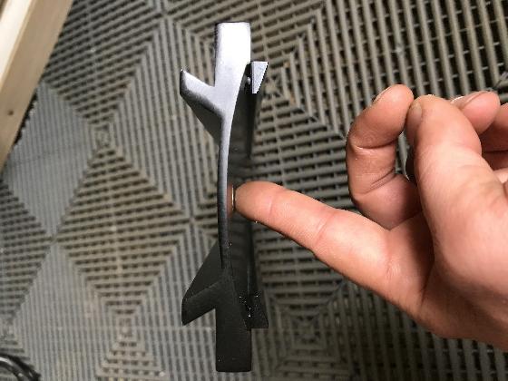 Queue d’aronde type L