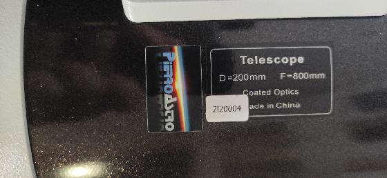 Newton Skywatcher 200/800 Quattro+correcteur etaccessoires