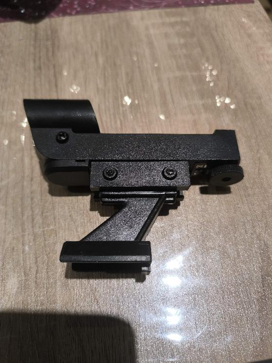 Chercheur point rouge.