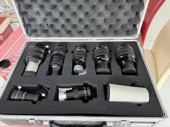 Vends C11 sur monture CGX + oculaires