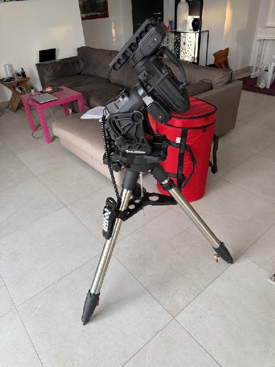 Vends C11 sur monture CGX + oculaires