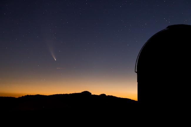 Neowise en Pays Beaujolais 