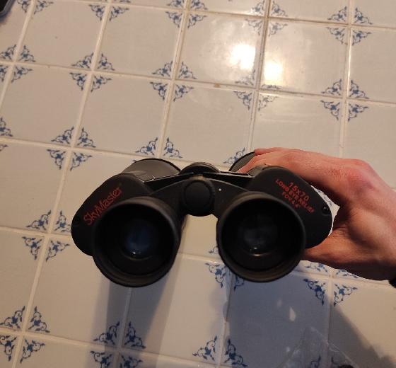 Jumelles 15x70 neuves celestron