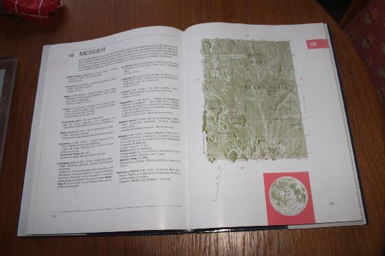 ATLAS DE LA LUNE éditions GRÜND