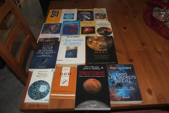 Livres sur l'astronomie x 15