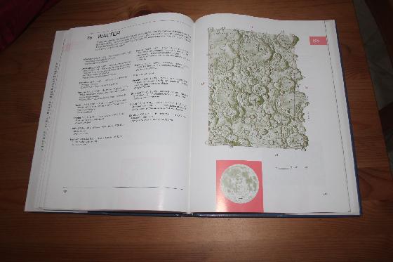 ATLAS DE LA LUNE éditions GRÜND  Très bon état  