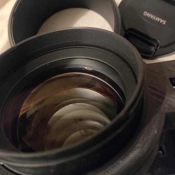 Samyang 135mm/F2 + cage, Canon