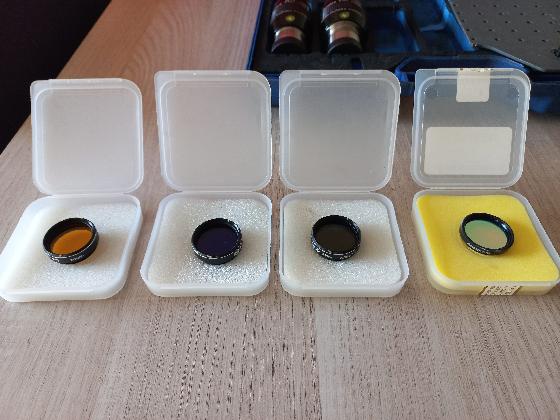 Accessoires : oculaires, filtres, laser de  collimation
