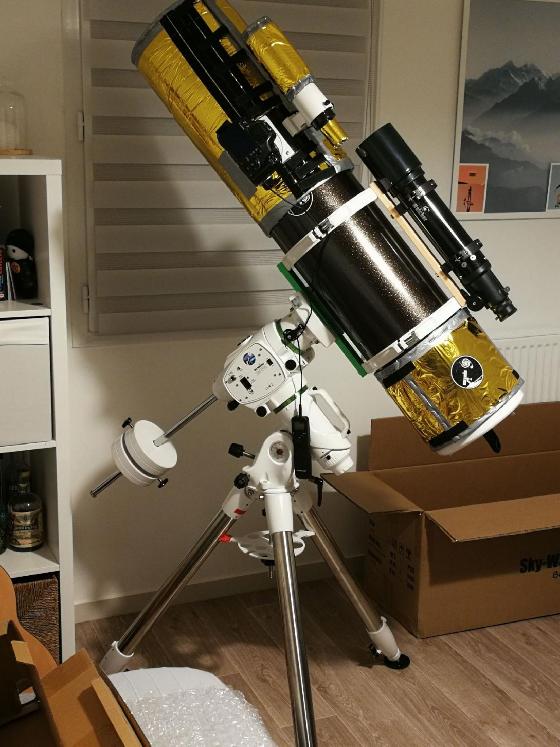 Set-up Astrophoto Sky-Watcher 200/1000 + Monture EQ6-R