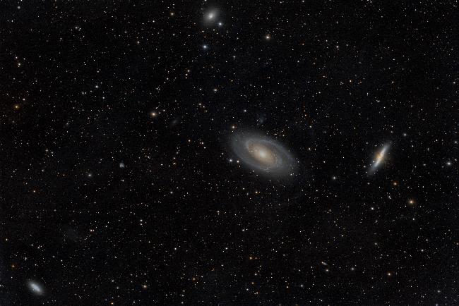 M81 & M82