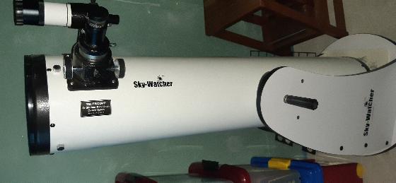 Vends télescope DOBSON SKYWATCHER N 200/1200 Skyliner classic DOB