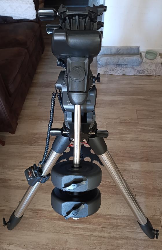 Monture Celestron AVX avec accessoires