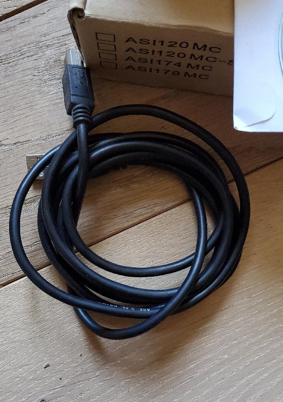 Caméra de guidage ZWO ASI120MM-s