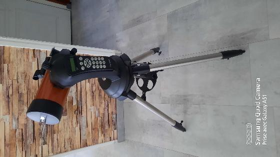 Celestron Nexstar 4se avec équipement 