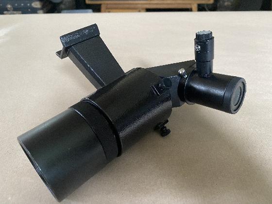 Chercheur Orion 9*50mm Coudé redressé éclairé laser Baader