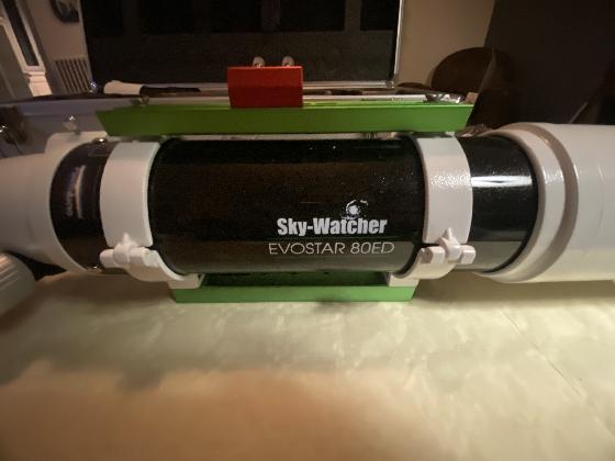 Lunette Skywatcher 80ED Black Diamond Dual Speed + Accessoires 